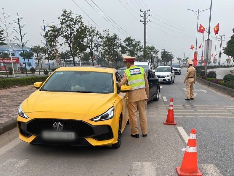 Phòng Cảnh sát giao thông phát hiện 26 trường hợp vi phạm quy định về nồng độ cồn vào sáng Mùng 1 Tết Nguyên đán Bính Ngọ 2026